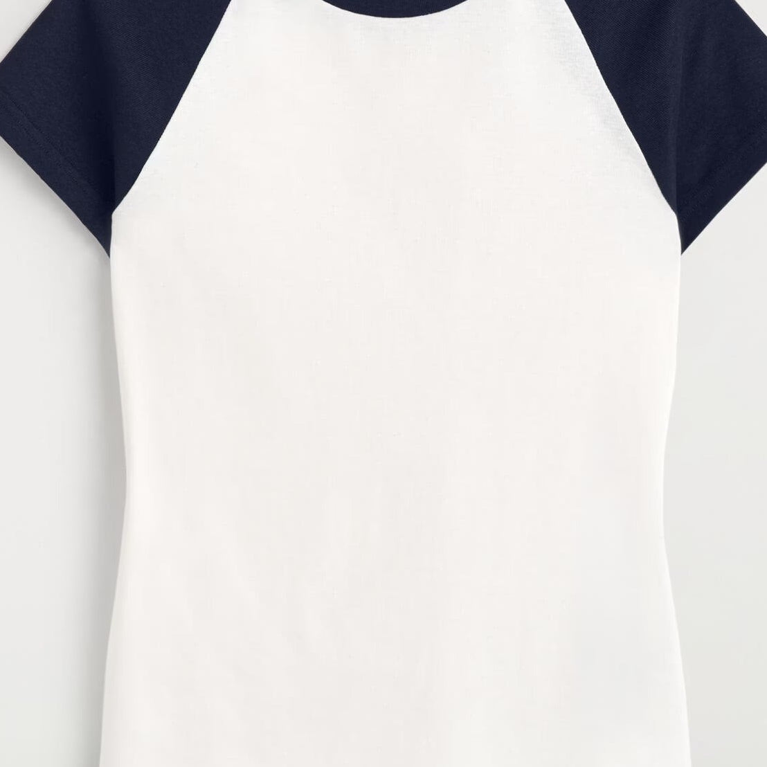 White and blue slim fit short sleeve t-shirt